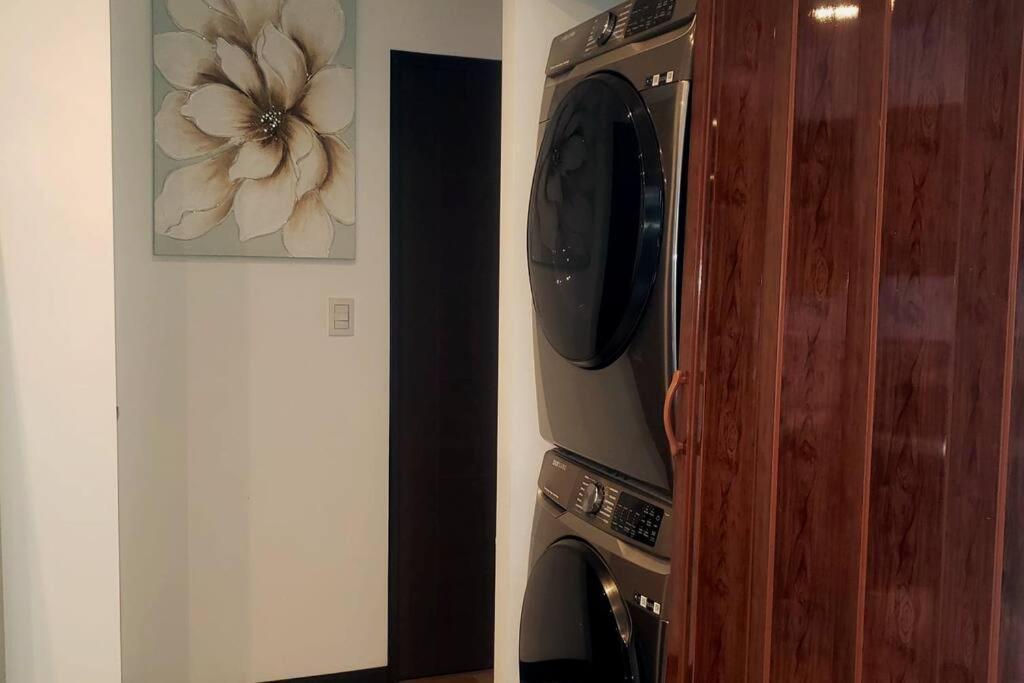 Torre Pamplona 409 -Nuevo Y Comodo- Apartamento Città del Guatemala Esterno foto