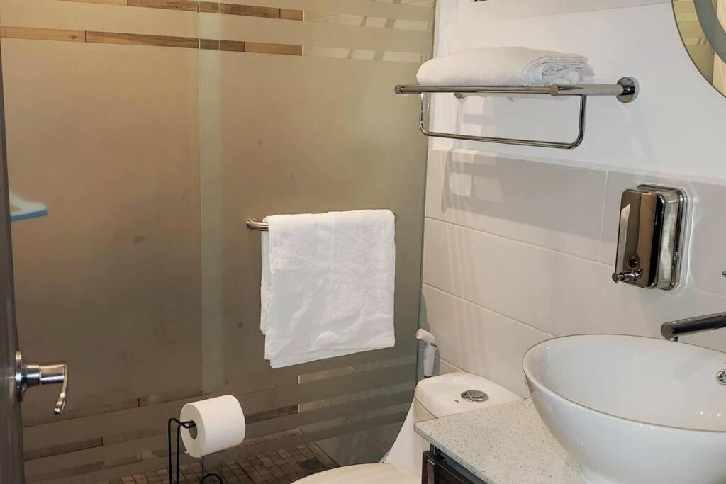 Torre Pamplona 409 -Nuevo Y Comodo- Apartamento Città del Guatemala Esterno foto